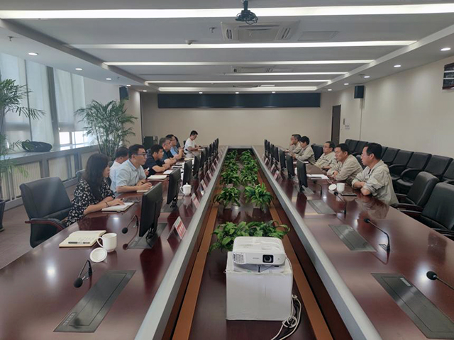 市科技局邀请中科院青岛能源所专家.jpg