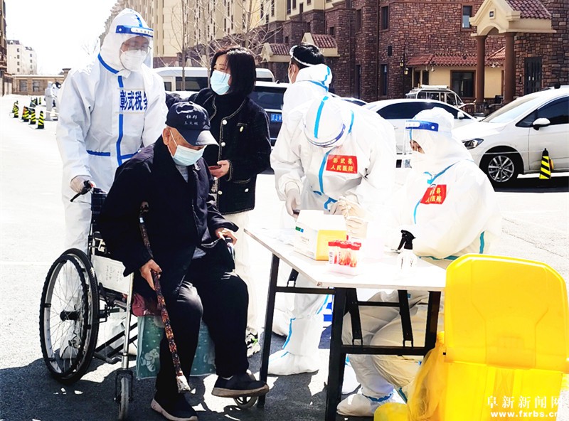 103706f0tss9p3sg30p9d3.jpg