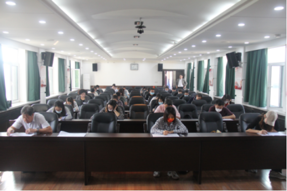 辽宁阜新信_息第82期（市审计局开展青年干部常用审计法律法规知识测试）100.png